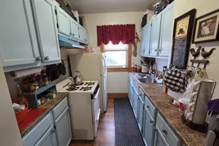 447 Ash St, New Bedford, MA 02740 - Photo 12