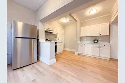 19 Agassiz #3B, Cambridge, MA 02140 - Photo 2