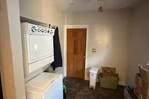 24 Cushing St, Medford, MA 02155 - Photo 12