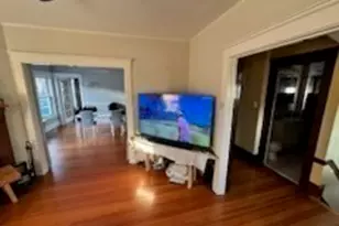 24 Cushing St, Medford, MA 02155 - Photo 6