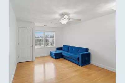 590 Boston St #303, Lynn, MA 01905 - Photo 6