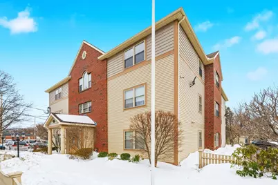 590 Boston St #303, Lynn, MA 01905 - Photo 2