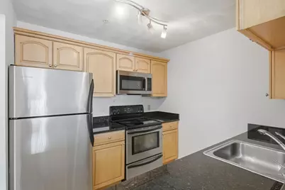 590 Boston St #303, Lynn, MA 01905 - Photo 8