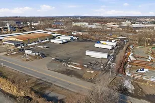 186 Agawam Ave, West Springfield, MA 01089 - Photo 1