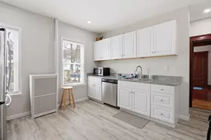 9 Englewood Ave, Worcester, MA 01603 - Photo 16