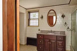 127 Upham St, Melrose, MA 02176 - Photo 14