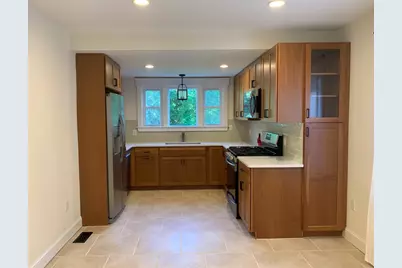 140 Ames #1, Sharon, MA 02067 - Photo 4