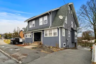 275 Lynnfield St, Lynn, MA 01904 - Photo 14