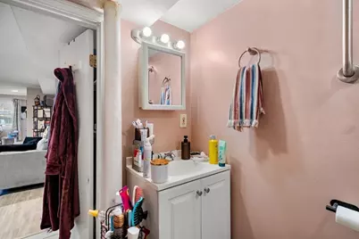 275 Lynnfield St #275, Lynn, MA 01904 - Photo 12