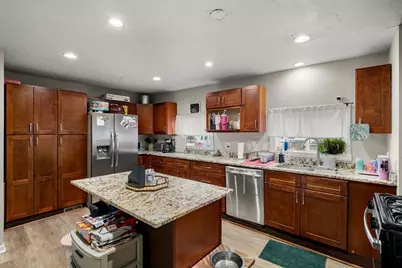 275 Lynnfield St #275, Lynn, MA 01904 - Photo 2