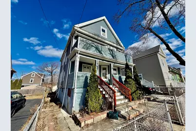 202 Fayette St #2, Quincy, MA 02170 - Photo 1