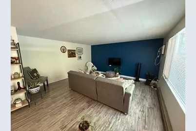 28 Maria Ave #C, Southbridge, MA 01550 - Photo 4