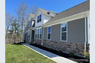 127 Phoebe #127, Methuen, MA 01844 - Photo 2