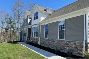 127 Phoebe, Methuen, MA 01844 - Photo 2