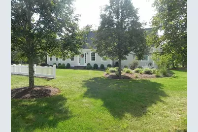 593 Washington St #A, Pembroke, MA 02359 - Photo 4