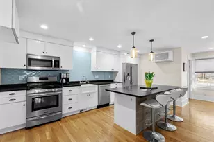 593 Washington St, Pembroke, MA 02359 - Photo 6