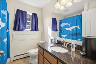 70 Frederick St, Fitchburg, MA 01420 - Photo 24