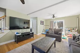 70 Frederick St, Fitchburg, MA 01420 - Photo 18