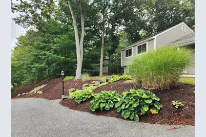 10 Howard Ave, Bourne, MA 02553 - Photo 2