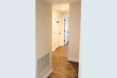 212 Carriage Ln #212, Taunton, MA 02780 - Photo 8