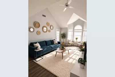 212 Carriage Ln #212, Taunton, MA 02780 - Photo 4