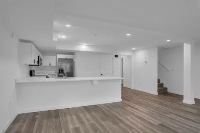 50 Frankfort St #9, Fitchburg, MA 01420 - Photo 4