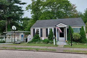 125 Stackhouse St, Dartmouth, MA 02747 - Photo 1