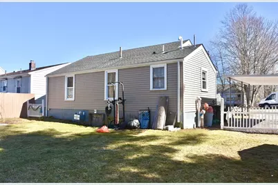 125 Stackhouse Street, Dartmouth, MA 02747 - Photo 16