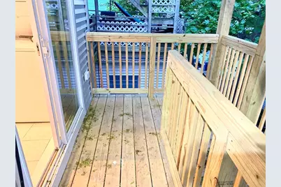 130 W 8th Street #3B, Boston, MA 02127 - Photo 32