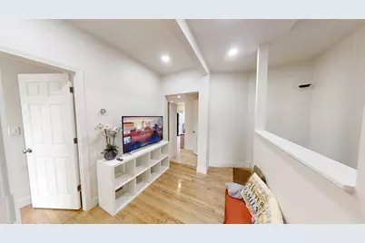 130 W 8th Street #3B, Boston, MA 02127 - Photo 2