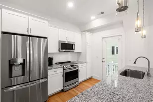 68 Chestnut St, Newton, MA 02465 - Photo 10