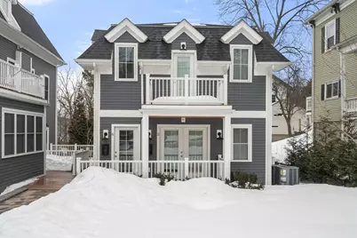 68 Chestnut St #6, Newton, MA 02465 - Photo 1