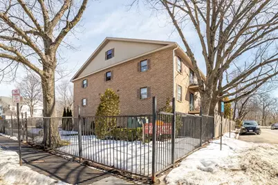 80 Staton St #32, Worcester, MA 01605 - Photo 2