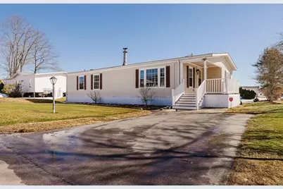 4 Emerald Pl, Raynham, MA 02767 - Photo 1