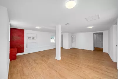 37 Cleveland St, Revere, MA 02151 - Photo 4