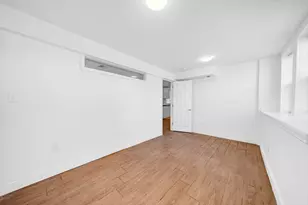 37 Cleveland St, Revere, MA 02151 - Photo 16