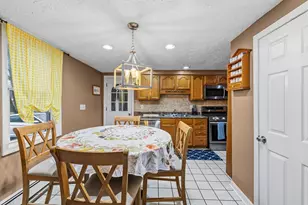 766 Lees River Ave, Somerset, MA 02725 - Photo 4