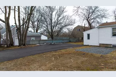 766 Lees River Ave, Somerset, MA 02725 - Photo 18