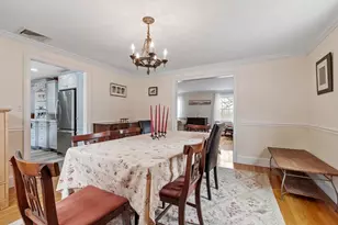 34 Robinhood Rd, Winchester, MA 01890 - Photo 10