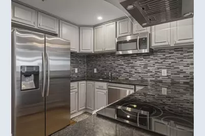 4 Duck Pond Rd #225, Beverly, MA 01915 - Photo 2