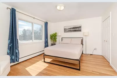 32 Jacqueline Rd #E, Waltham, MA 02452 - Photo 10