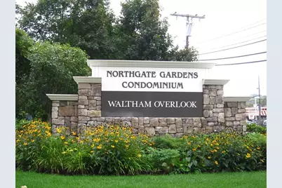 32 Jacqueline Rd #E, Waltham, MA 02452 - Photo 2