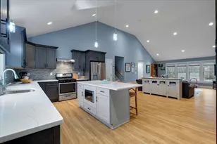 7 Maxwell Ln, Sandwich, MA 02563 - Photo 2