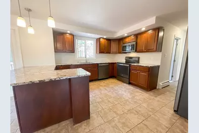 5 Tracy Ann Dr, Grafton, MA 01536 - Photo 2