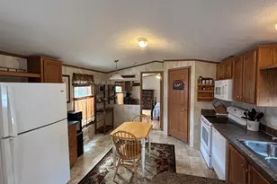 557 SW Cutoff, Auburn, MA 01501 - Photo 4