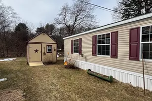 557 SW Cutoff, Auburn, MA 01501 - Photo 2