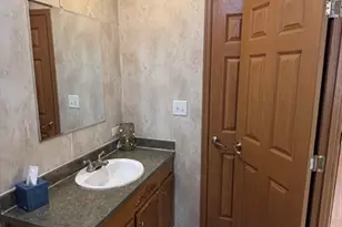 557 SW Cutoff, Auburn, MA 01501 - Photo 10