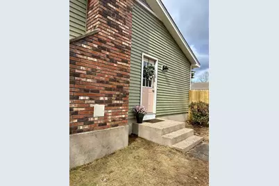 34 Flora St, Springfield, MA 01129 - Photo 30