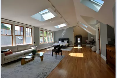 8 Wright St #2, Cambridge, MA 02138 - Photo 2