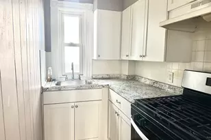 155 Whitman St, New Bedford, MA 02745 - Photo 16